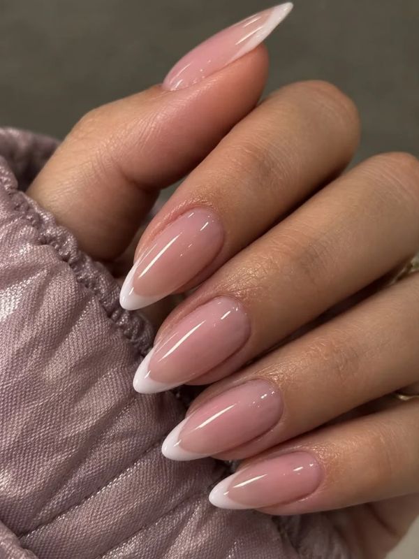 French-Tip-Almond-Nails